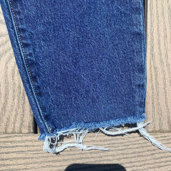 Old Navy High Rise OG Straight Dark Wash 4 secret smooth pockets - Picture 2 of 6